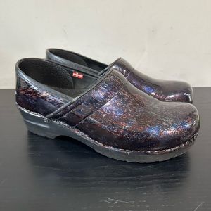 Sanita Women’s Size 9 US 40 EU Red Blue Black Patent Leather Professional Clogs